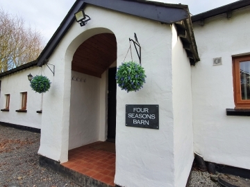 North Devon Holiday Cottage Four Seasons Barn